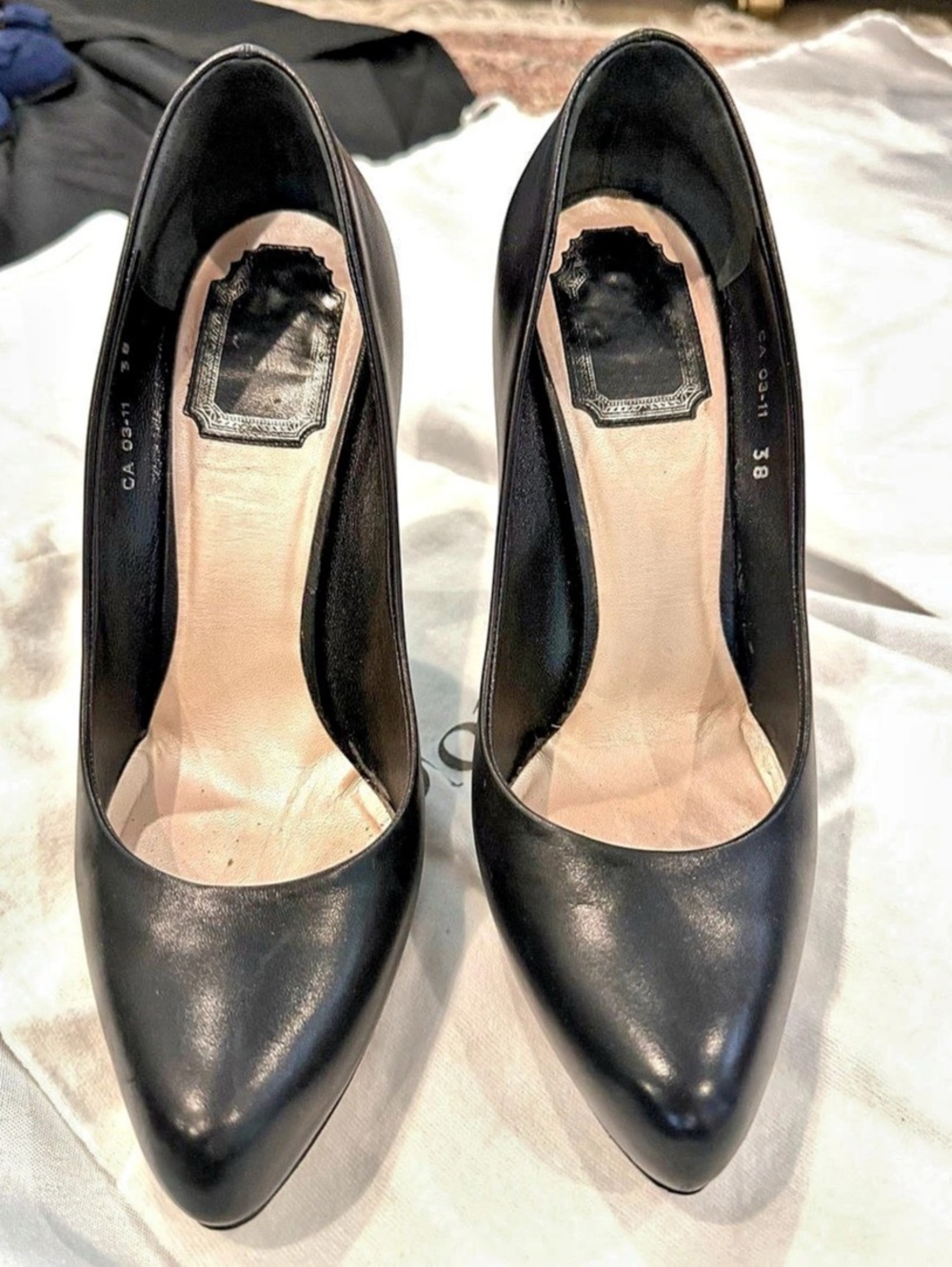 Christian Dior Black Leather Pumps w/ CD Heel Logo - Sz. EU 38